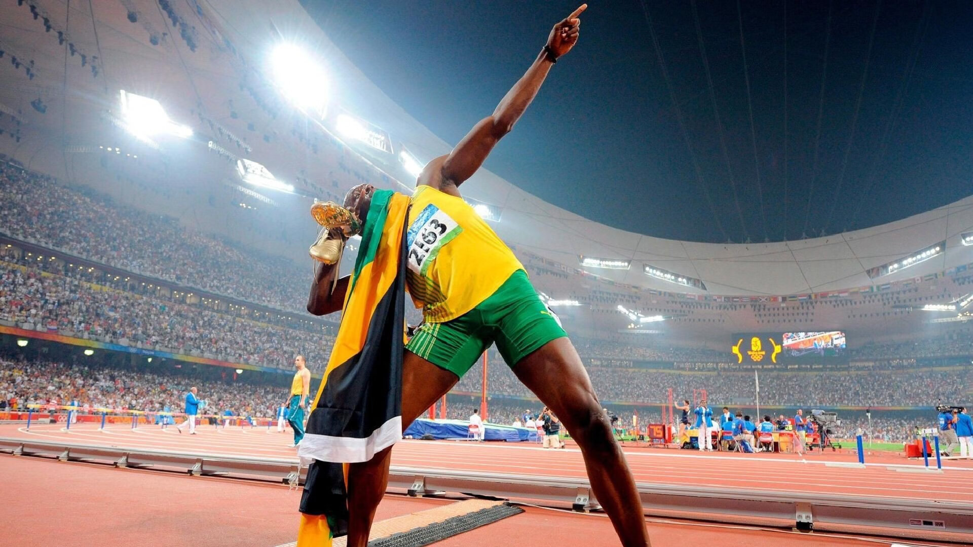 mk体育娱乐-“东安湖赛场：飞扬的风帆与激情的竞技”